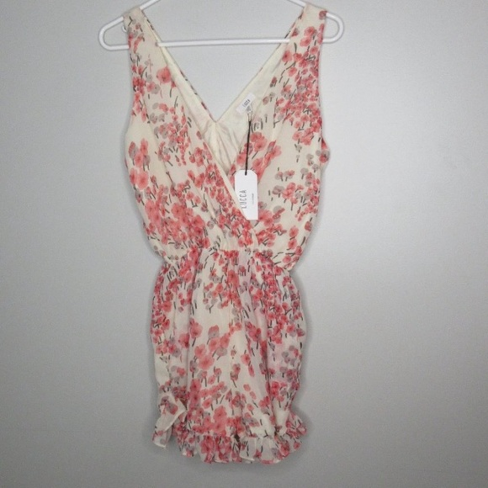Lucca floral romper sz XS‎ nwt